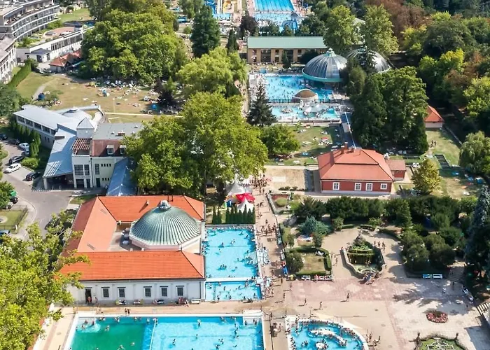 Small Flat Next To The Apartment